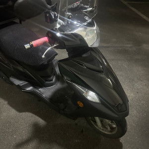 20년식 VF100F 100cc 오토바이 판매 중입니다