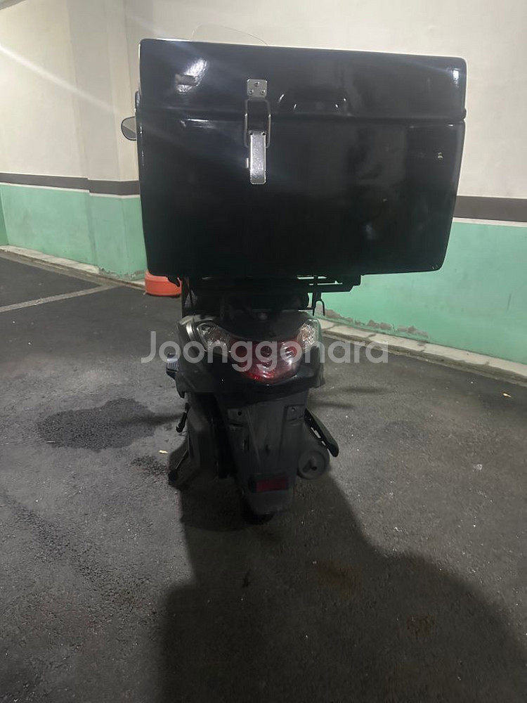 20년식 VF100F 100cc 오토바이 판매 중입니다--4