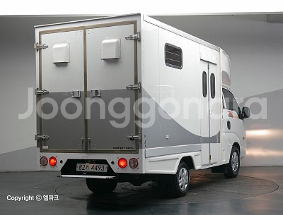 @18년식 봉고Ⅲ화물 하이내장탑차 1톤 전국최저가격--2
