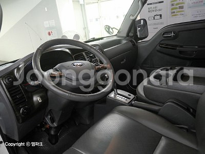 @18년식 봉고Ⅲ화물 하이내장탑차 1톤 전국최저가격--4