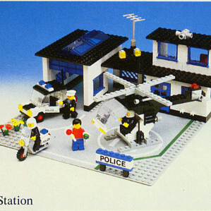 레고 6384 Police Station 팝니다.