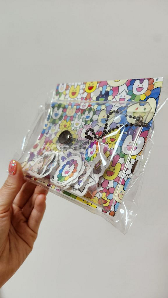 새상품 [뉴진스 x 무라카미] PVC 스티커 팩--4