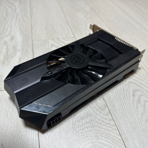 이엠텍 GTX660 OC 2g 그래픽카드