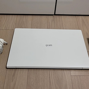 LG 그램 노트북 gram i3 15인치 포토샵 일러스