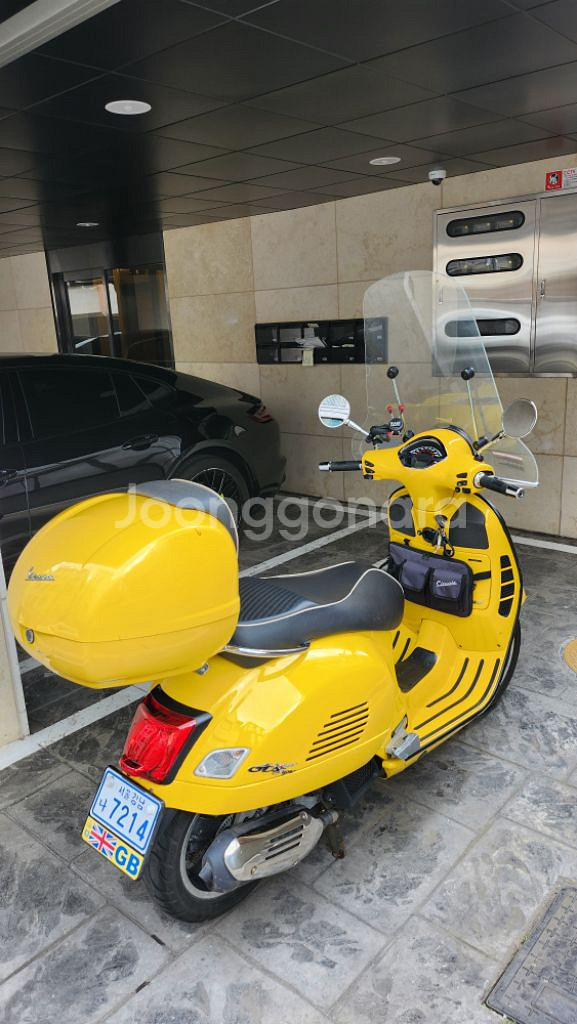 베스파gts125 i-get ABS--1