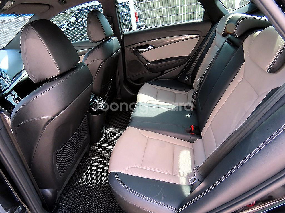 @15년식 더 뉴 i40 살룬 1.7 VGT 디스펙--5