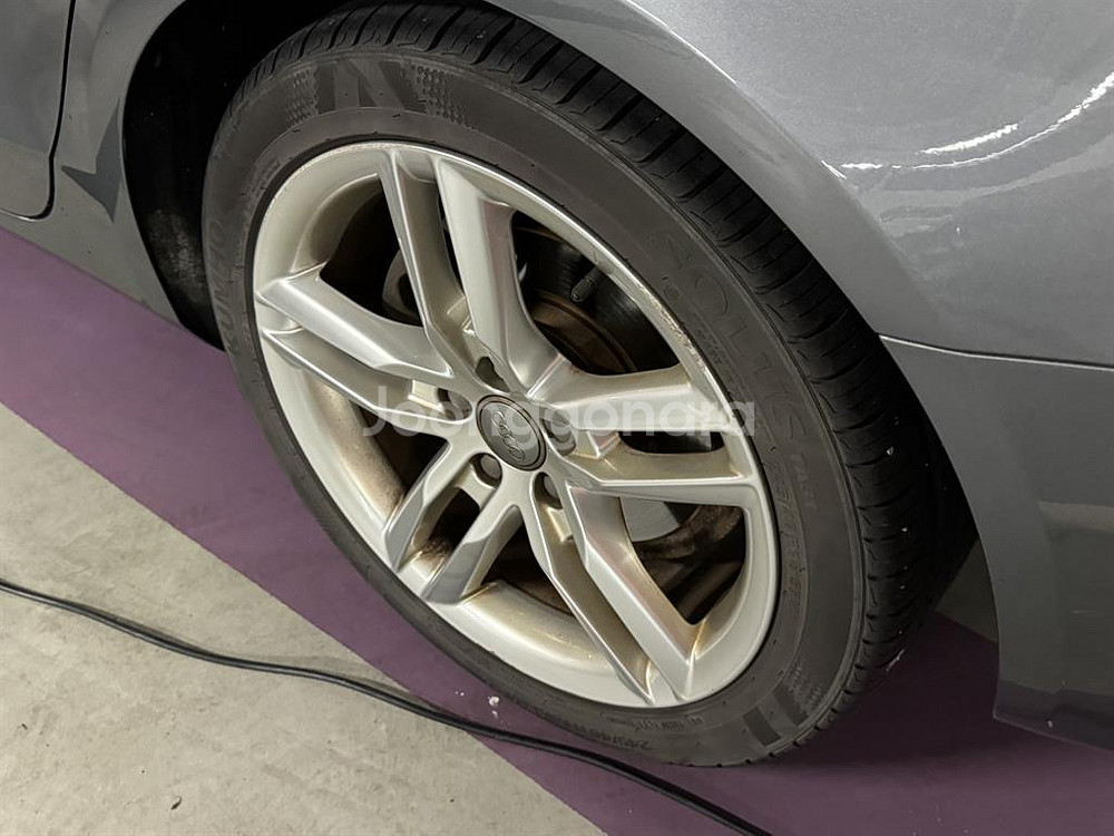 @13년식 A4(4세대) 2.0 TDI 콰트로 프레스--8