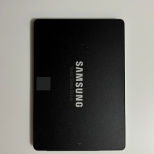 삼성 EVO 860 SSD 500 GB