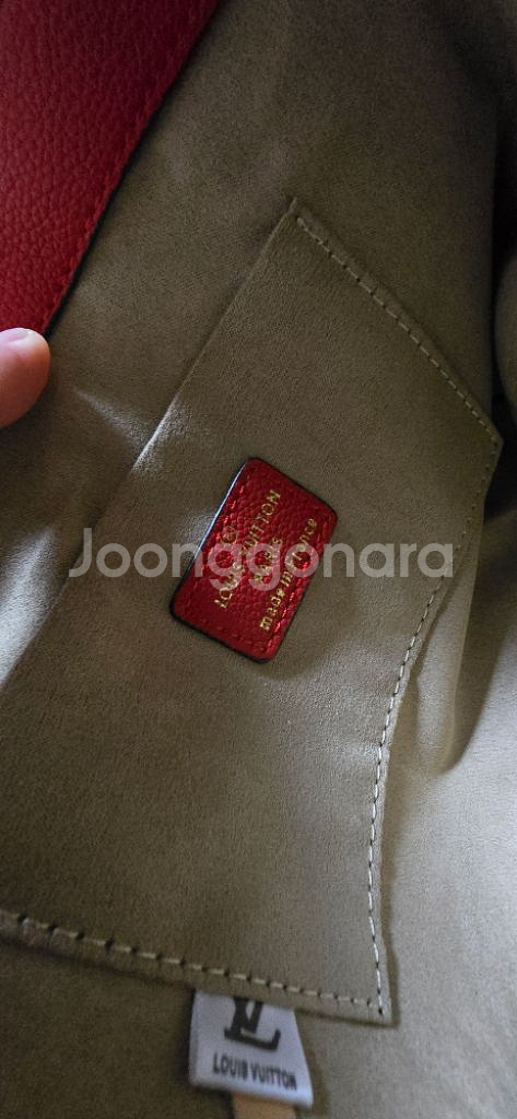 루이비통 핸드백 팝니다--8