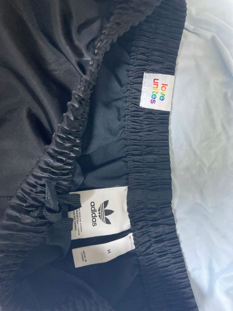 아디다스 무지개 파이어버드 쇼츠--2