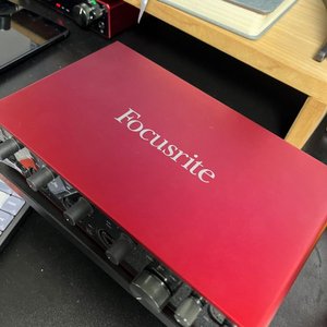 Focusrite 스칼렛 3세대 18i8