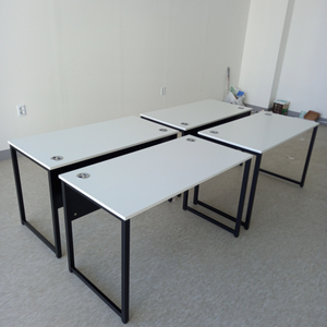 책상,원탁,원형테이블,포밍탁자,접이식탁자,고정탁자,의자