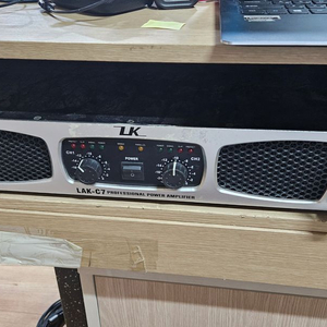 LAK-C7 1500W 스피커 엠프/앰프 팝니다.