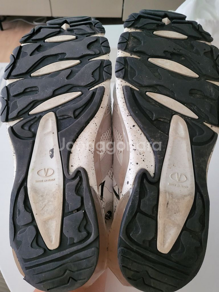 택포 [발렌티노]바운스 에어 VLTN 스니커즈--4