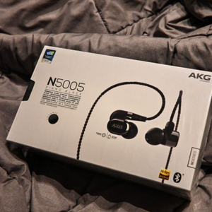 (민트급) akg n5005 이어폰 풀박스