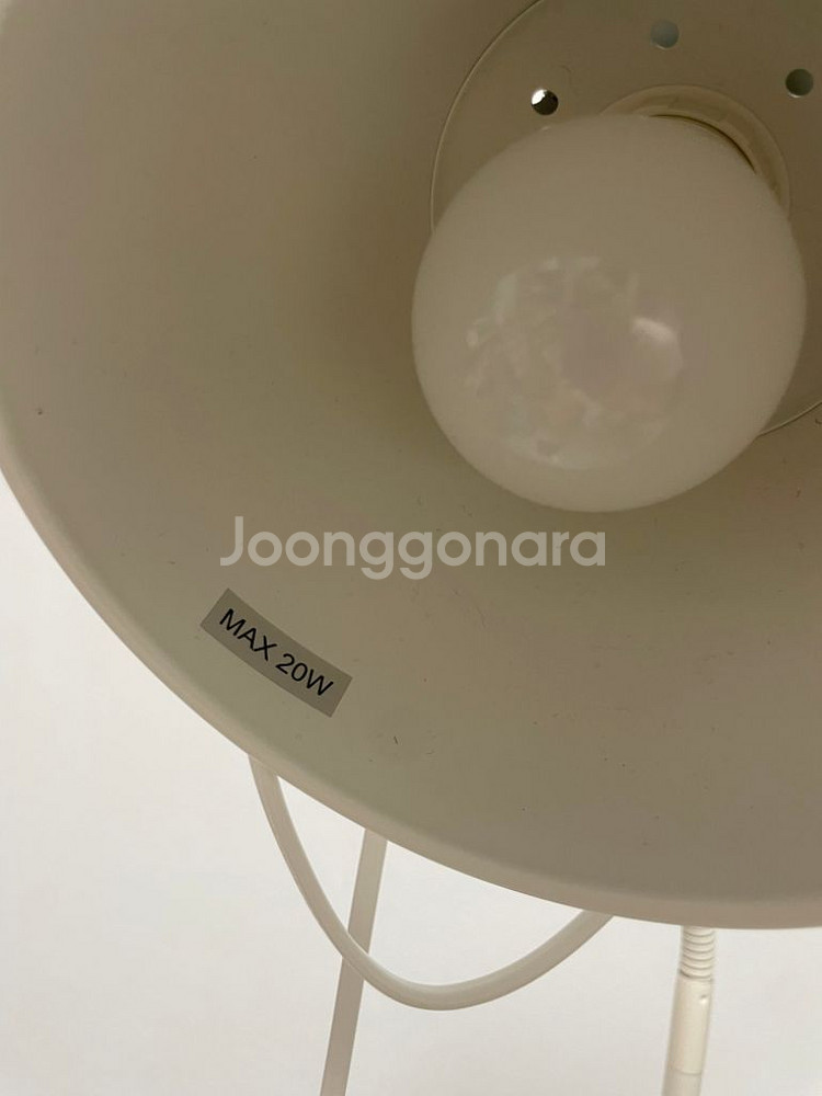 이케아 레르스타 장스탠드 조명 + 주광색 전구 서비스--1