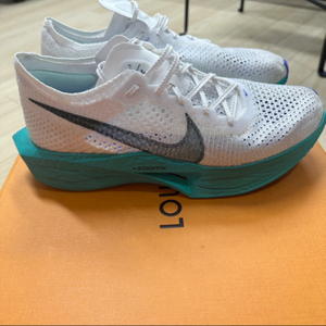 나이키 베이퍼플라이 3 275mm