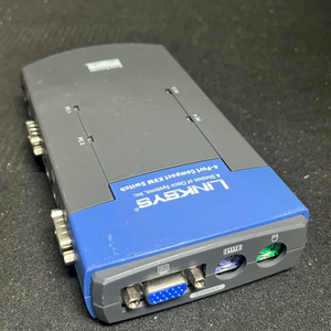 LINKSYS 4-Port KVM Switch