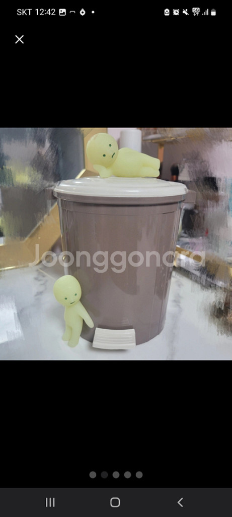 스미스키 야광 피규어 2개--1