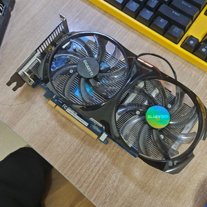 기가바이트 gtx650 ti boost 그래픽카드