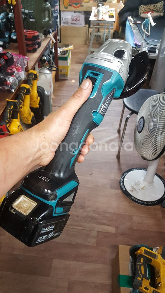 마끼다 그라인더 DGA404 TAPE2 사진그대로--8