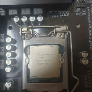 i5 8600k 어로스 z370 게이밍3