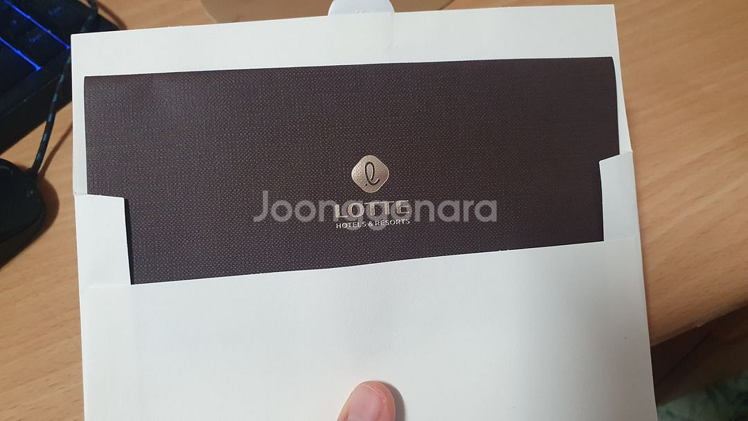 롯데호텔 통합숙박권(~10/31)(현재월드주말기준57)--1