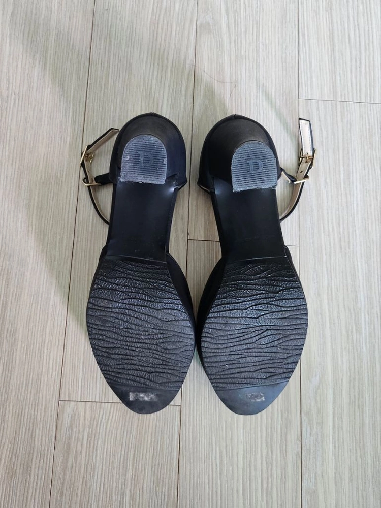 (거의새상품)메리제인 스트랩 통굽 225 야성통굽8cm 이미지