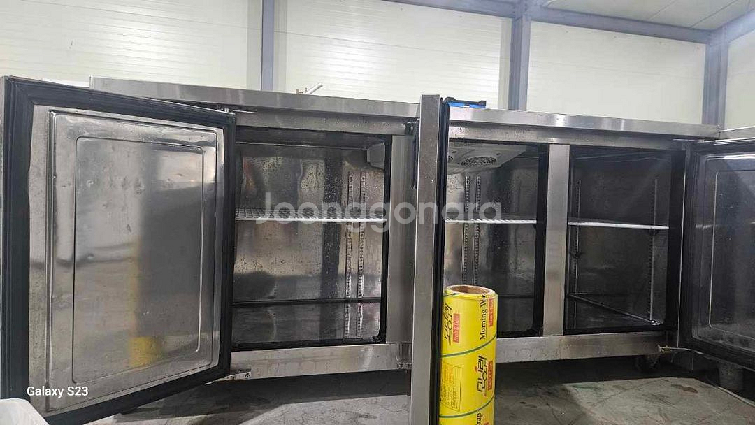 에베레스트 간냉식 테이블 냉장고 1800 판매합니다--1