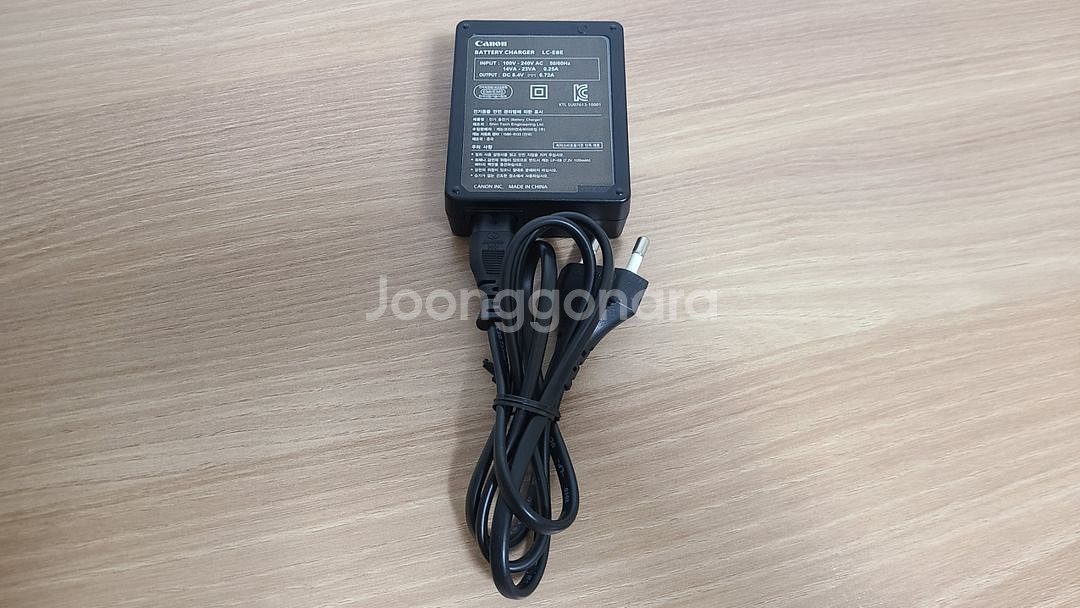 캐논 LC-E8E 충전기 팝니다.--2