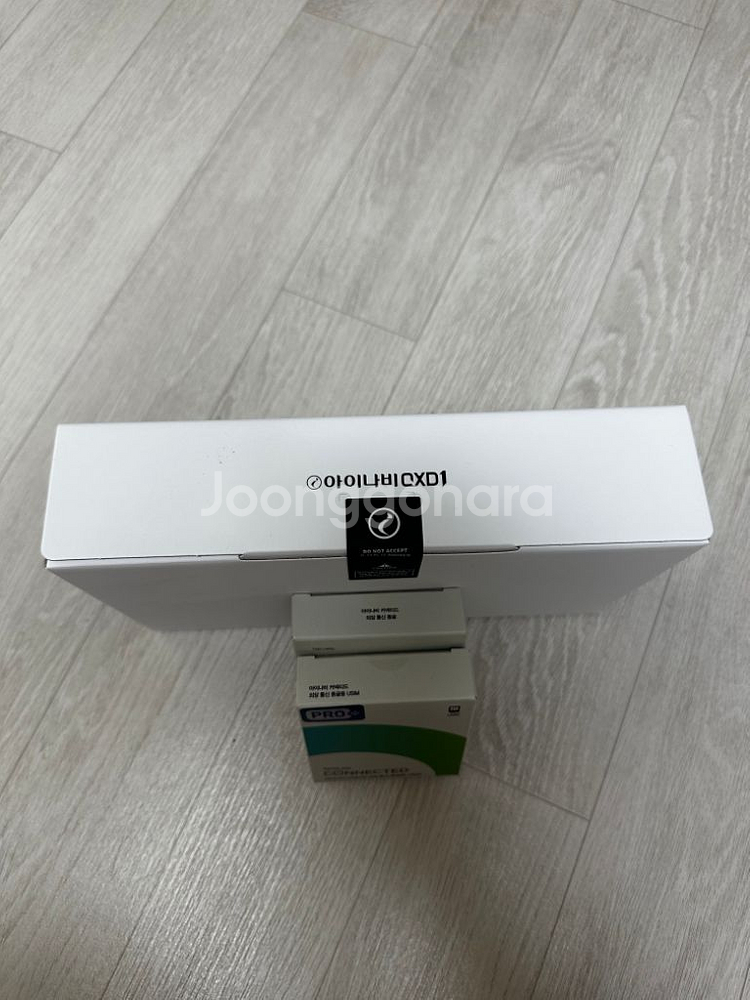아이나비 QXD1 + 커넥티드프로 미개봉새제품팝니다.--1