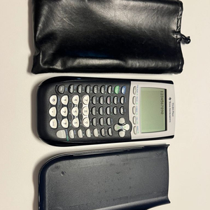 Ti-84 Plus 공학용 계산기 팝니다.