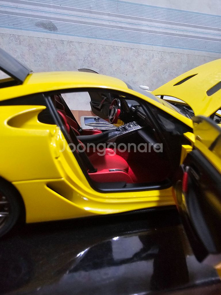 오토아트 컴포짓 렉서스 lfa 판매합니다--7
