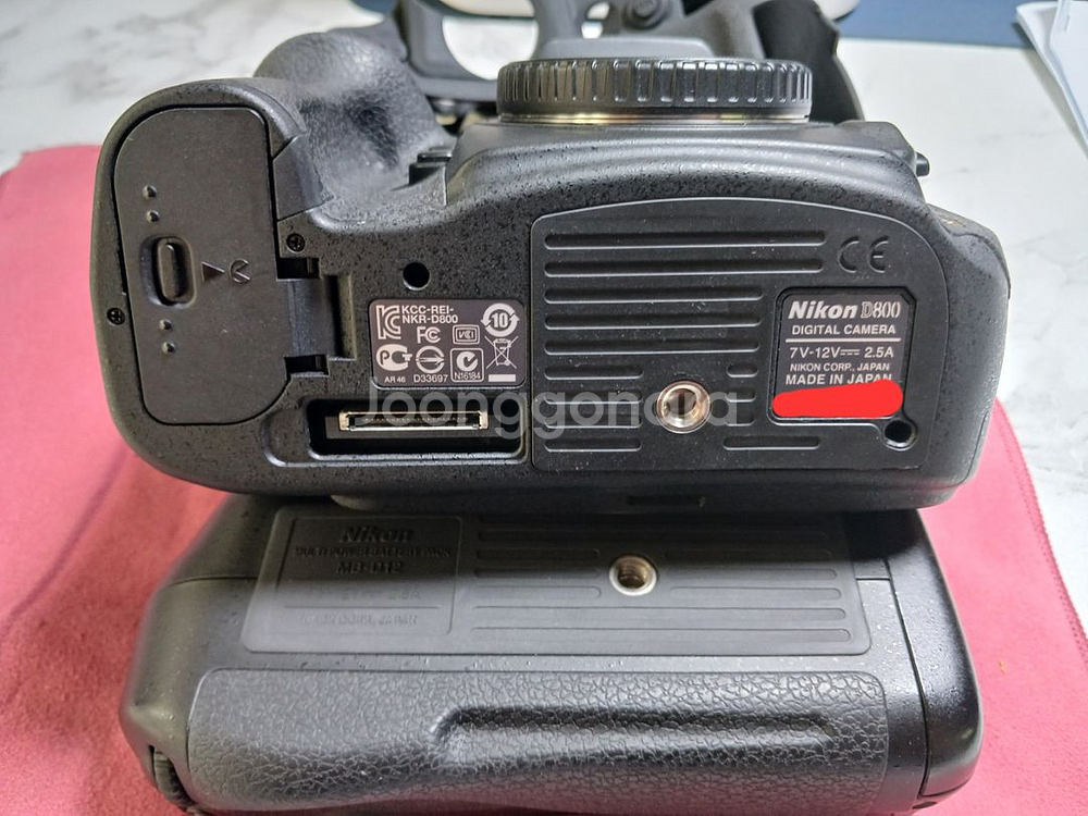 니콘 D800 / MB-12--3