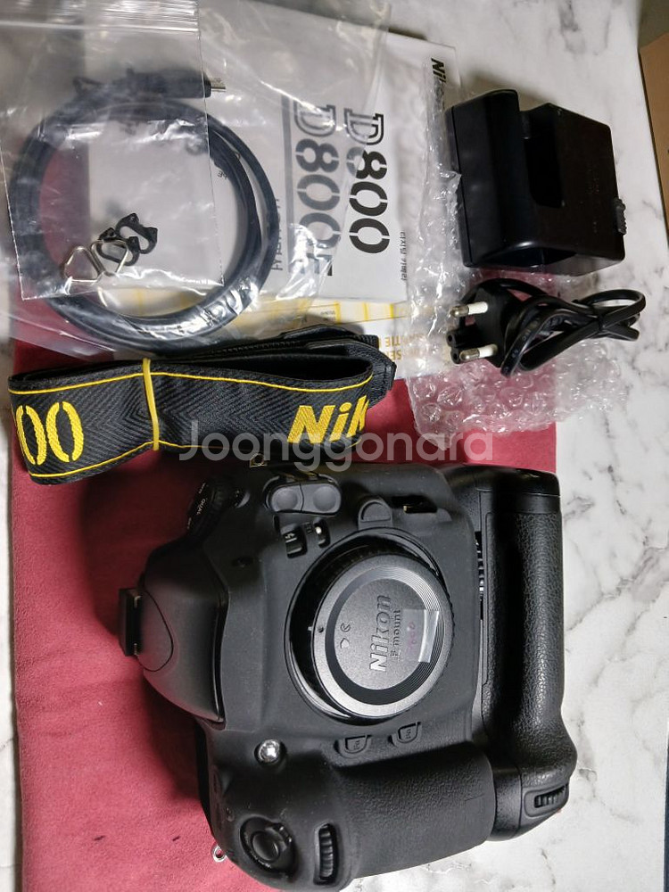 니콘 D800 / MB-12--7