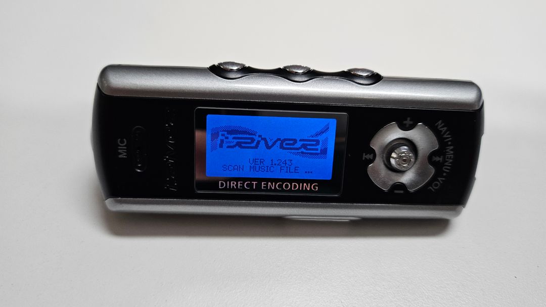 iRiver アイリバー MP3プレーヤー iFP-795 512MB