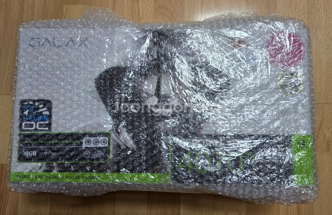 새제품 msi4070ti super 화이트 그래픽카드--2