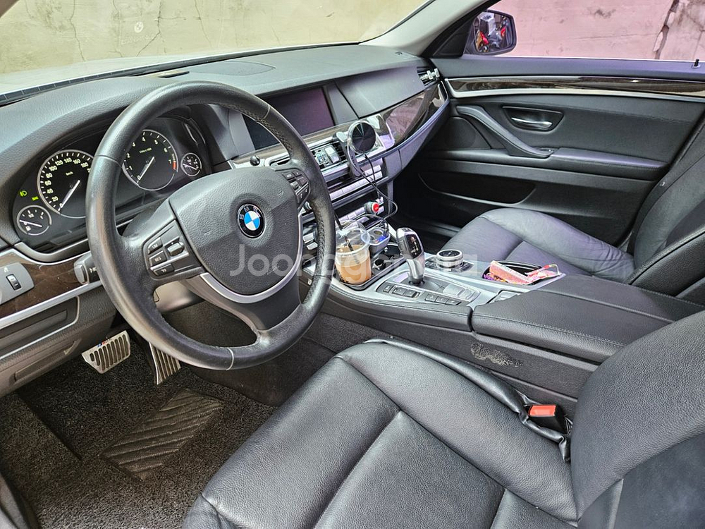 BMW 528i 4WD 13년식 18만키로 경정비완료.--6