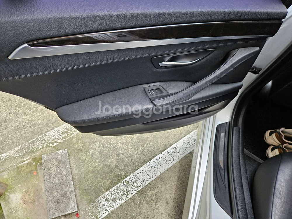 BMW 528i 4WD 13년식 18만키로 경정비완료.--9