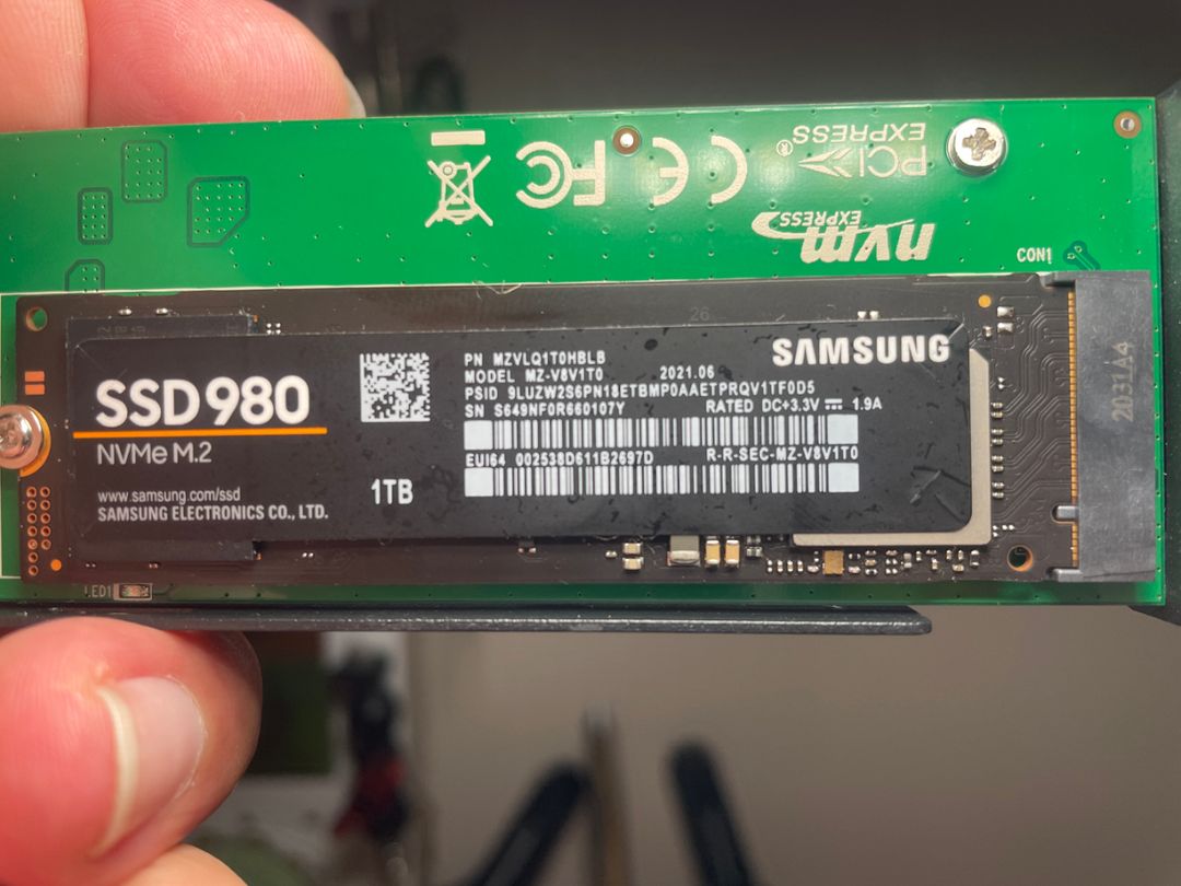 삼성980 m.2 ssd 1tb + 냉열판케이스