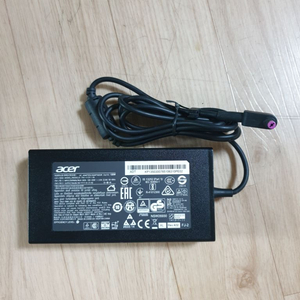 ACER 노트북 아답터 19V 7.1A PA-1131-