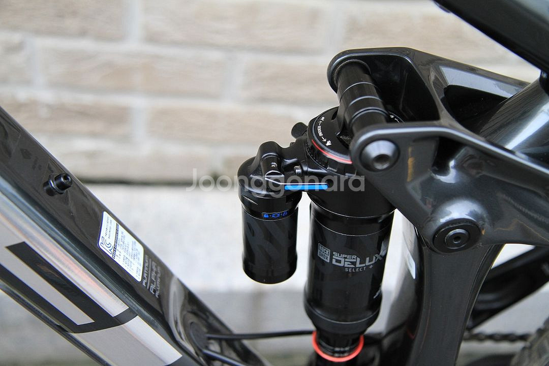 트렉 산악자전거 MTB 레머디8, 21년 m/l.--3
