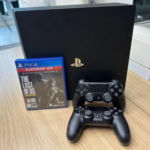 PS4 PRO(플스4 프로)CUH-7218B S급 팜!