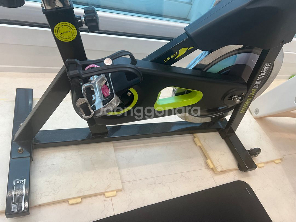 이고진 실내 자전거--3