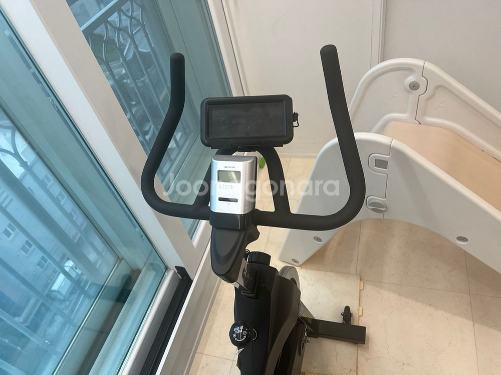 이고진 실내 자전거--4