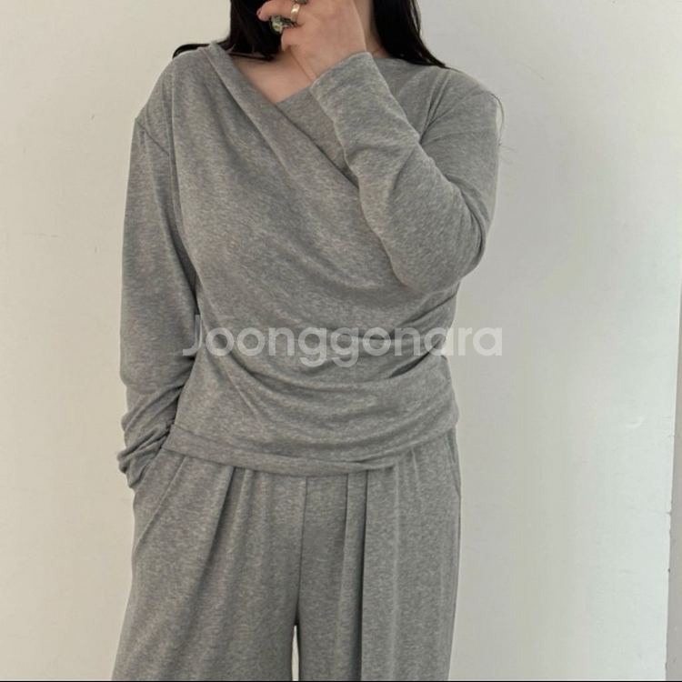반택포) 새상품 하이해니 셔링 상,하의 투피스 그레이--1
