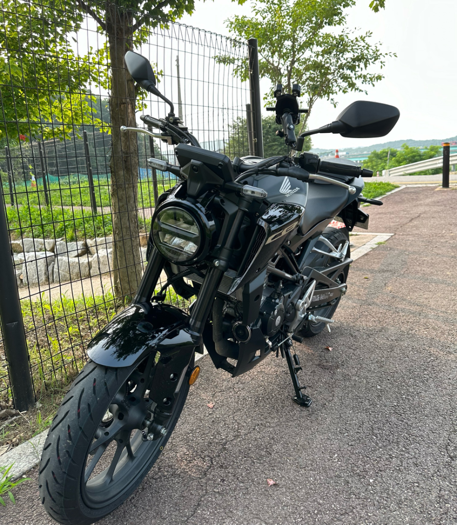 2024년식 혼다 cb125r 125cc 오토바이