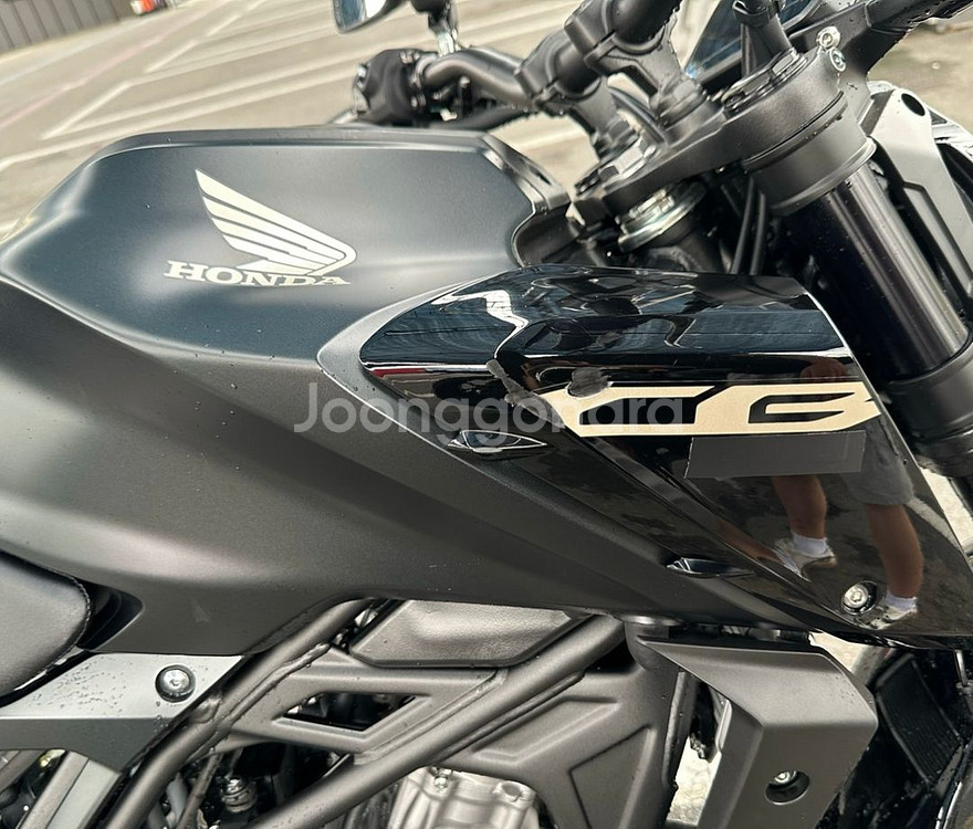 2024년식 혼다 cb125r 125cc 오토바이--8
