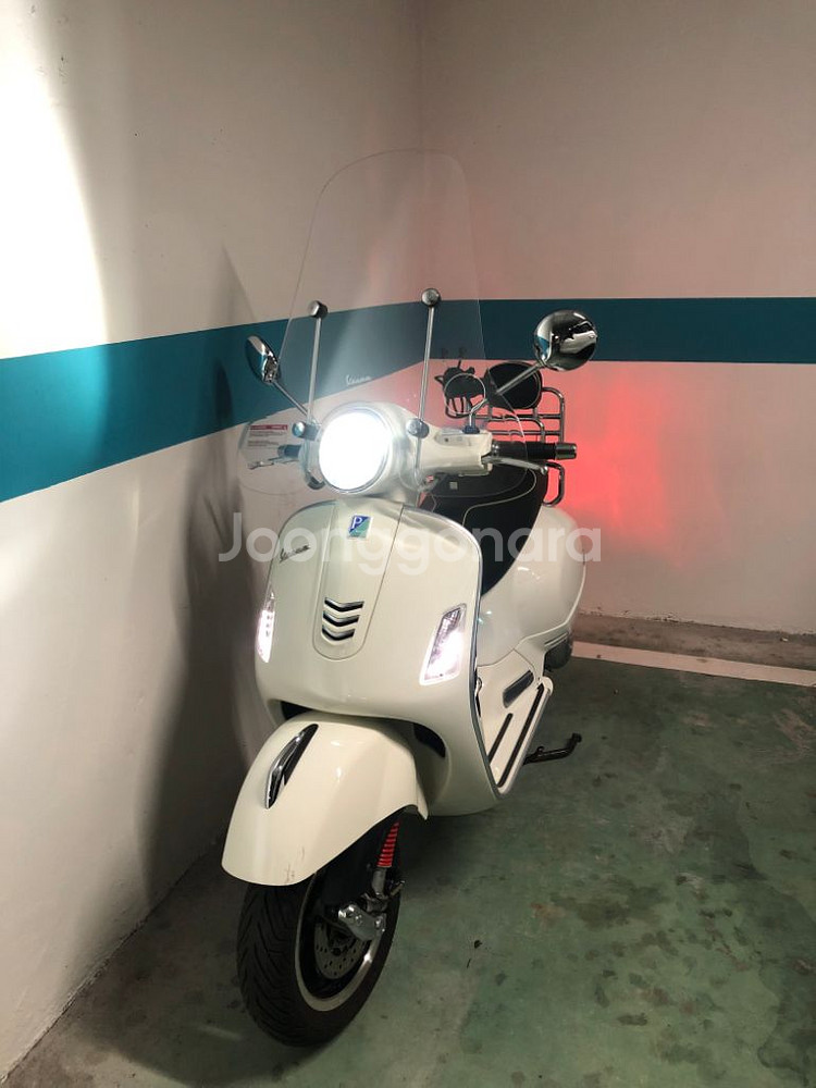 베스파 GTS300 판매--7
