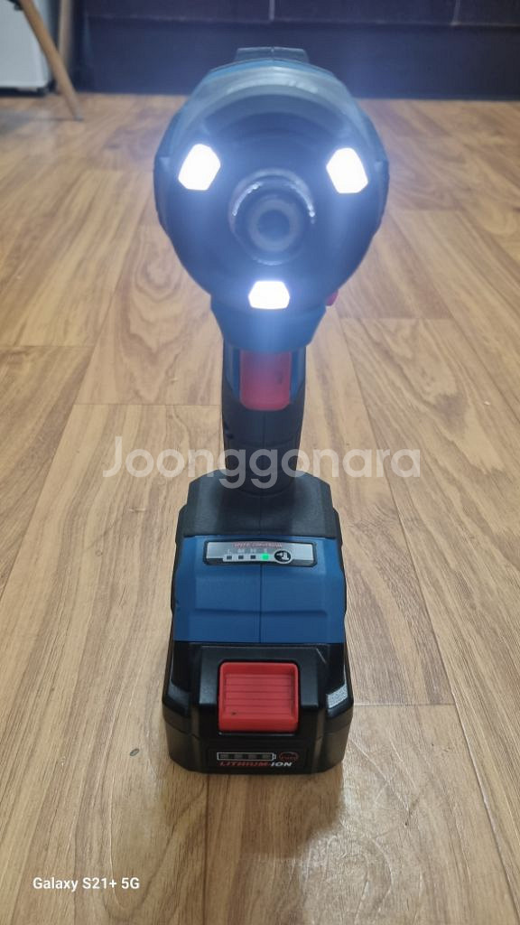 동창 임팩드라이버 블러쉬모터 풀셋입니다--2